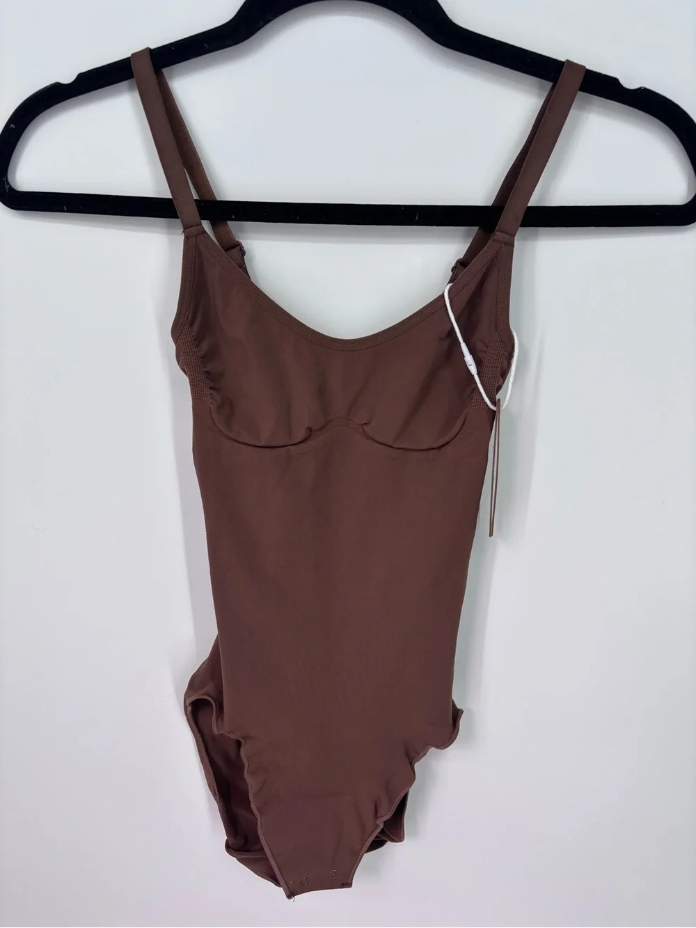 Bloo Sculpting Bodysuit Women S/M Brown Shapewear Adjustable Strap NWT 0287
